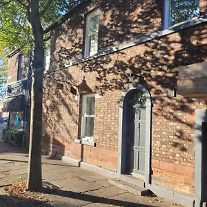 Carlisle Centre, Cute Victorian House. Holiday home